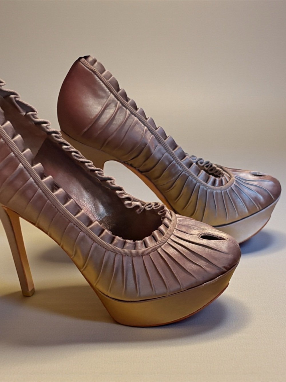 Joan & David satin ruched platform peep toe heels taupe gray pumps size61/2 nwot